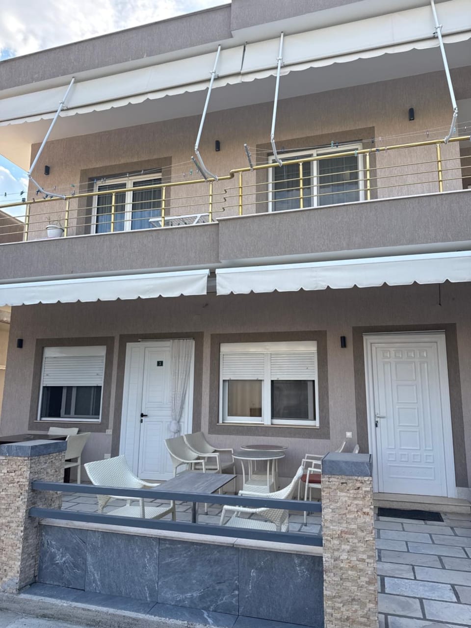 Villa Fatos - beach apartment Apartment in Vlorë