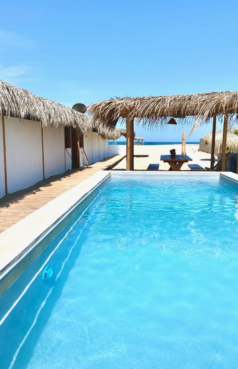 Swimming pool