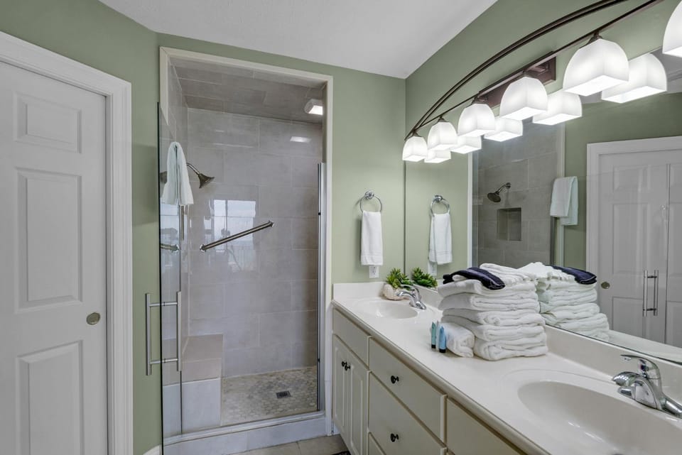 Bathroom, Bath