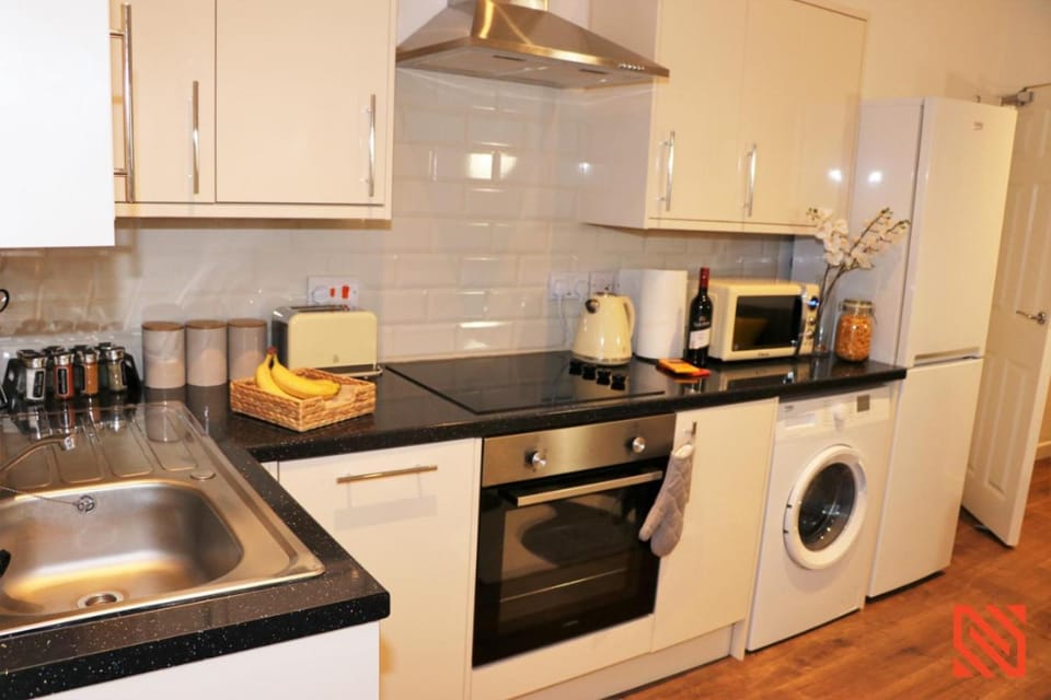 Modern Newgate Apartments - Convenient Location, Close to All Local Amenities Apartment in Stoke-on-Trent
