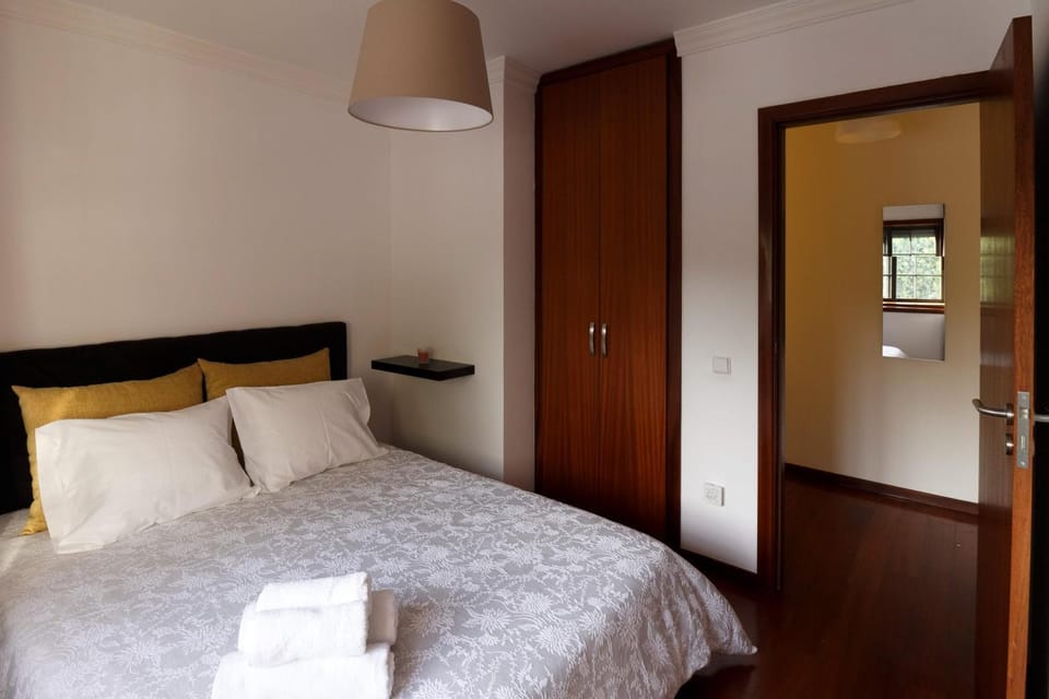 A Ilha do Lindo Vale House in Porto
