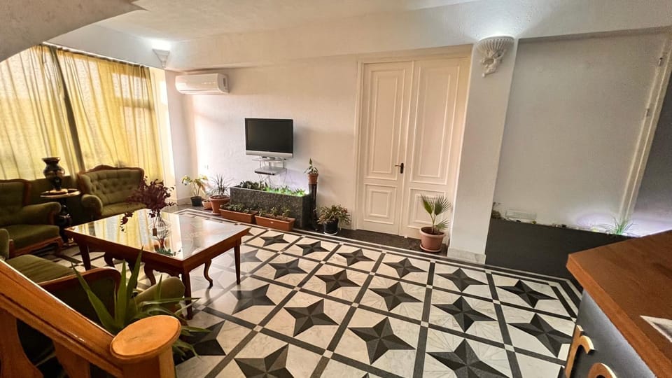Elross Hotel Bed and Breakfast in Yerevan