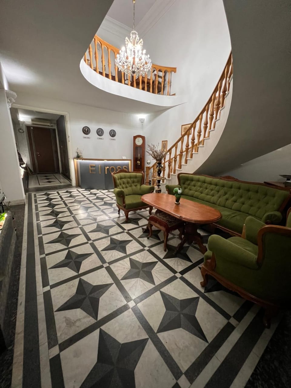 Elross Hotel Bed and Breakfast in Yerevan