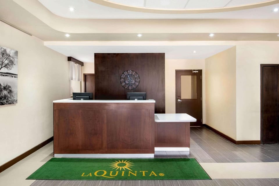 Lobby or reception, On site
