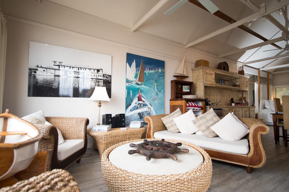 Lounge or bar