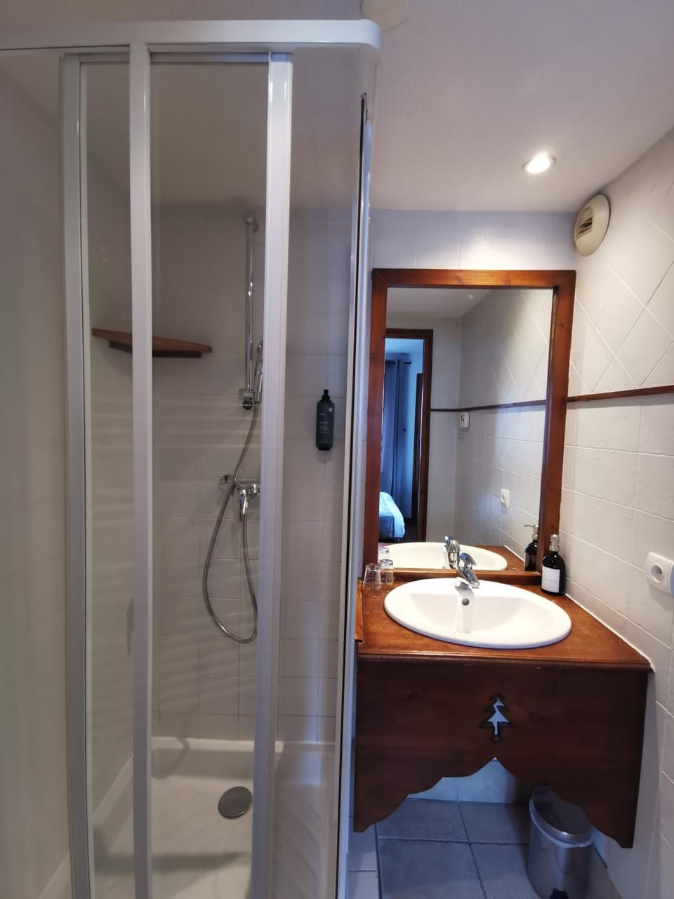 Hôtel Restaurant Angival - Chambres et Appartement Hotel in La Plagne-Tarentaise