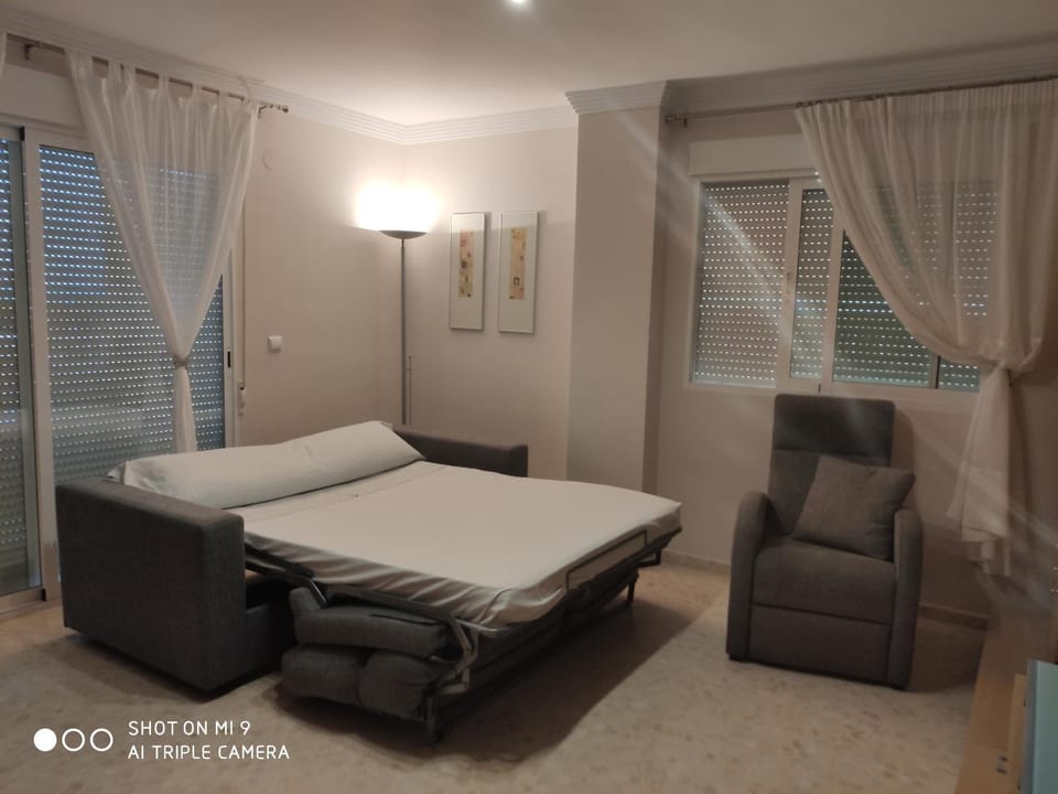 Communal lounge/ TV room, Bed