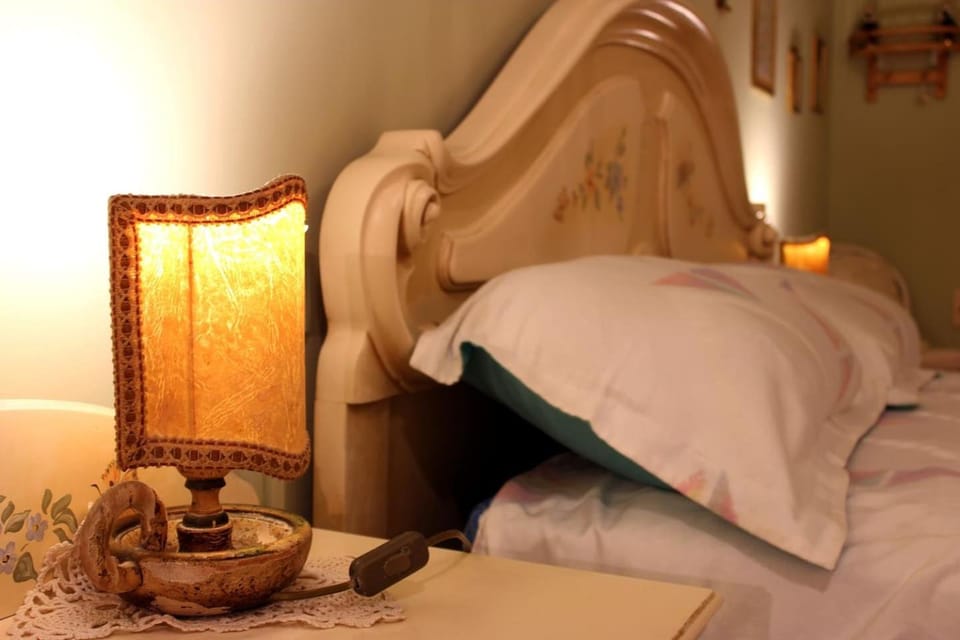 Bed, Decorative detail