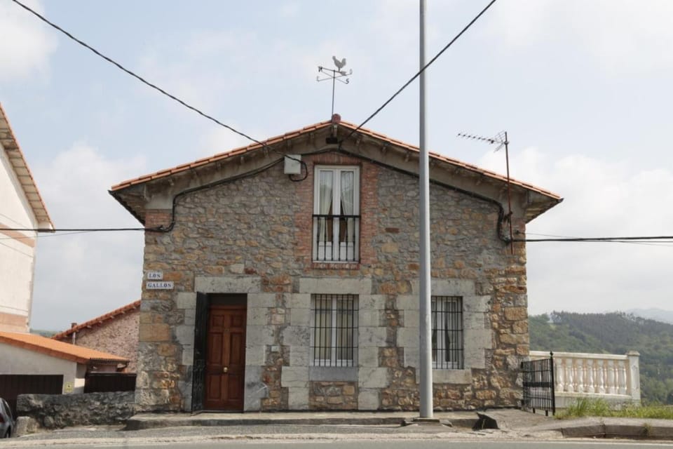 Los Gallos Apartment in Cantabria