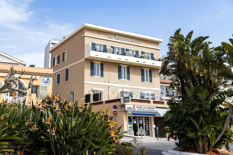 Property building, View (from property/room)