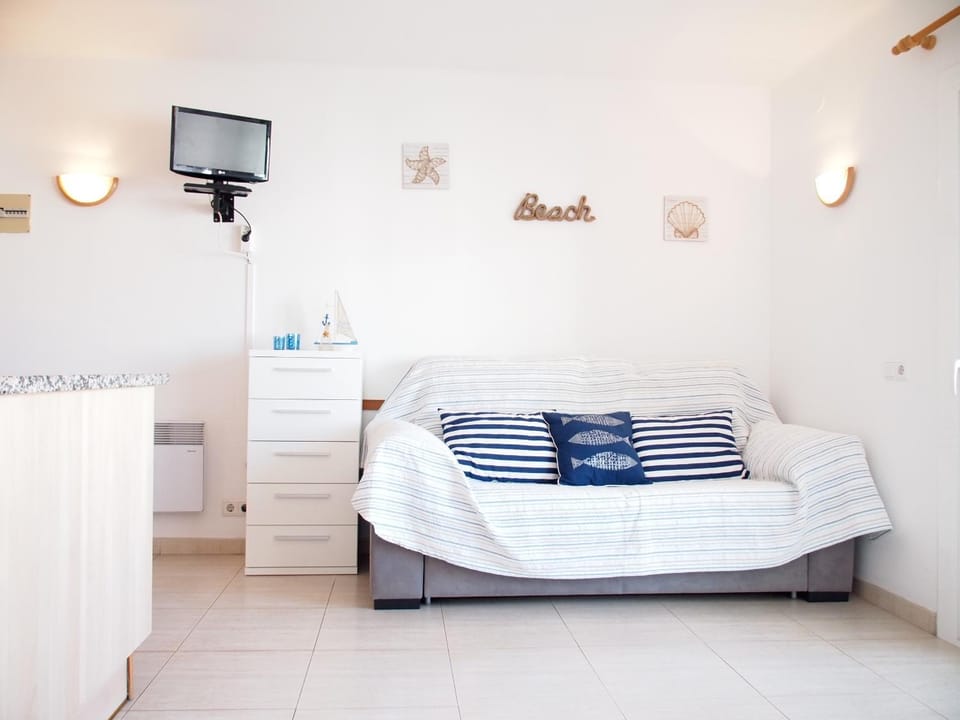Miramar 32C Apartment in Roses