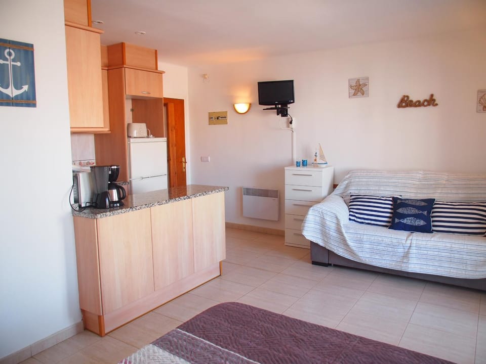 Miramar 32C Apartment in Roses