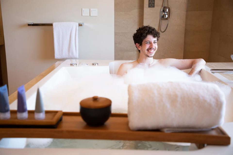 Bathroom, Guests, Bath, towels