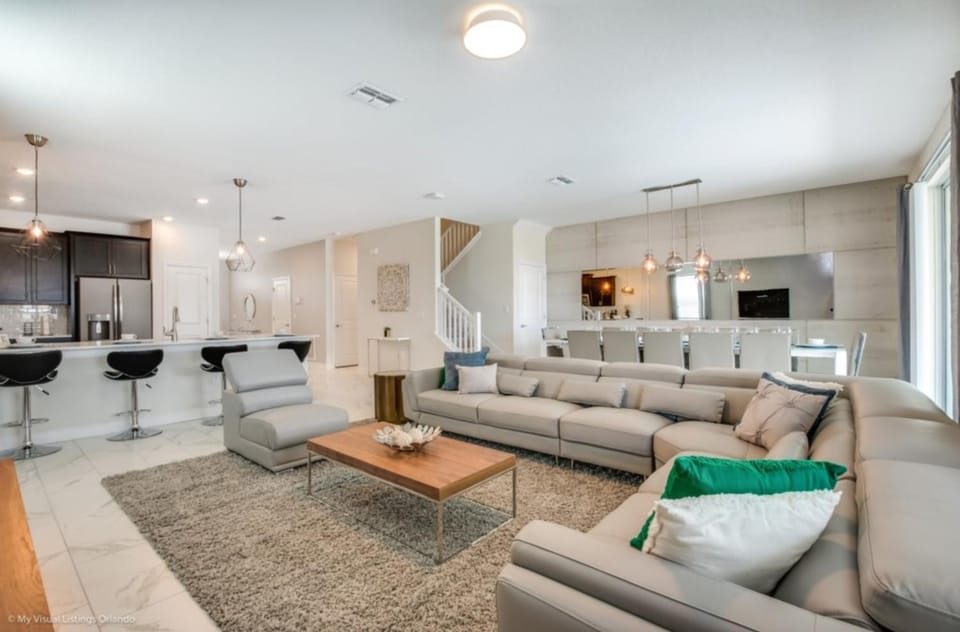Club Cabana Ultimate 8BD Getaway with Pool Spa & Home Theater House in Four Corners