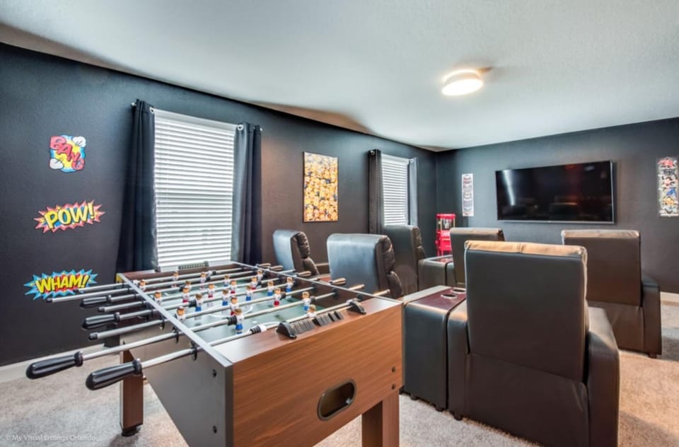Club Cabana Ultimate 8BD Getaway with Pool Spa & Home Theater House in Four Corners