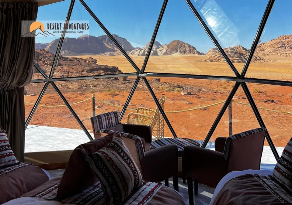 Bedroom, Mountain view