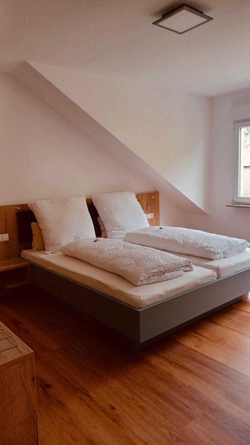 Ferienweingut SerwaziWein Hotel in Cochem-Zell