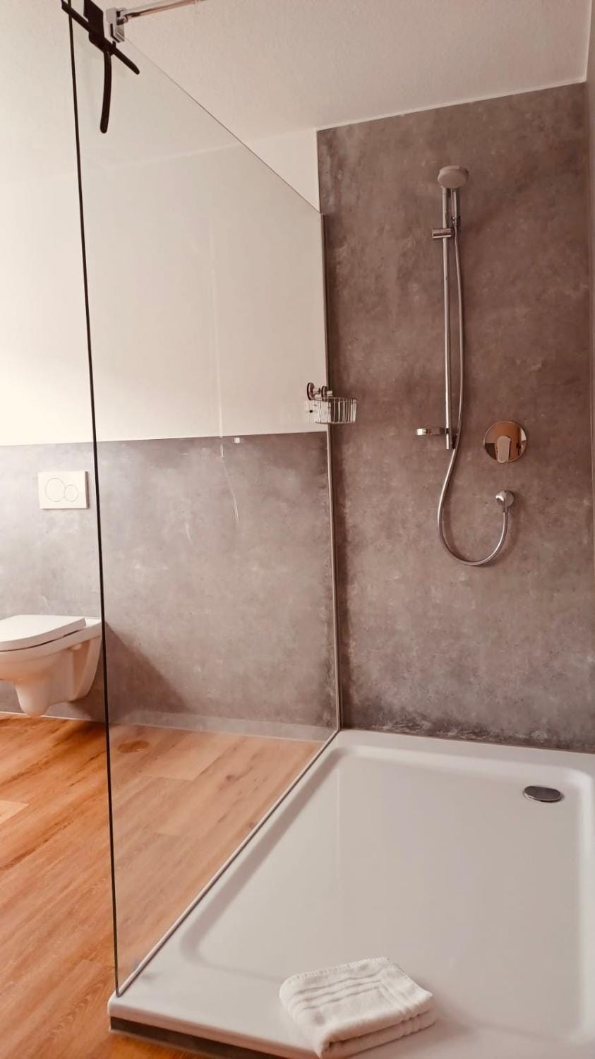 Ferienweingut SerwaziWein Hotel in Cochem-Zell