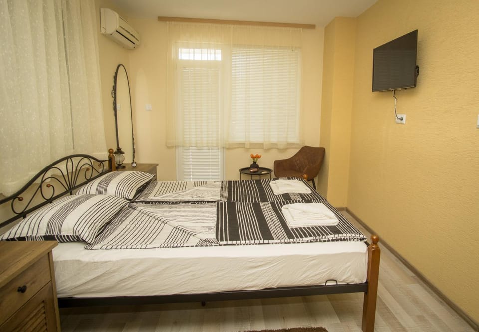 Двойна стая I - Къща за гости Зоя Apartment in Burgas Province