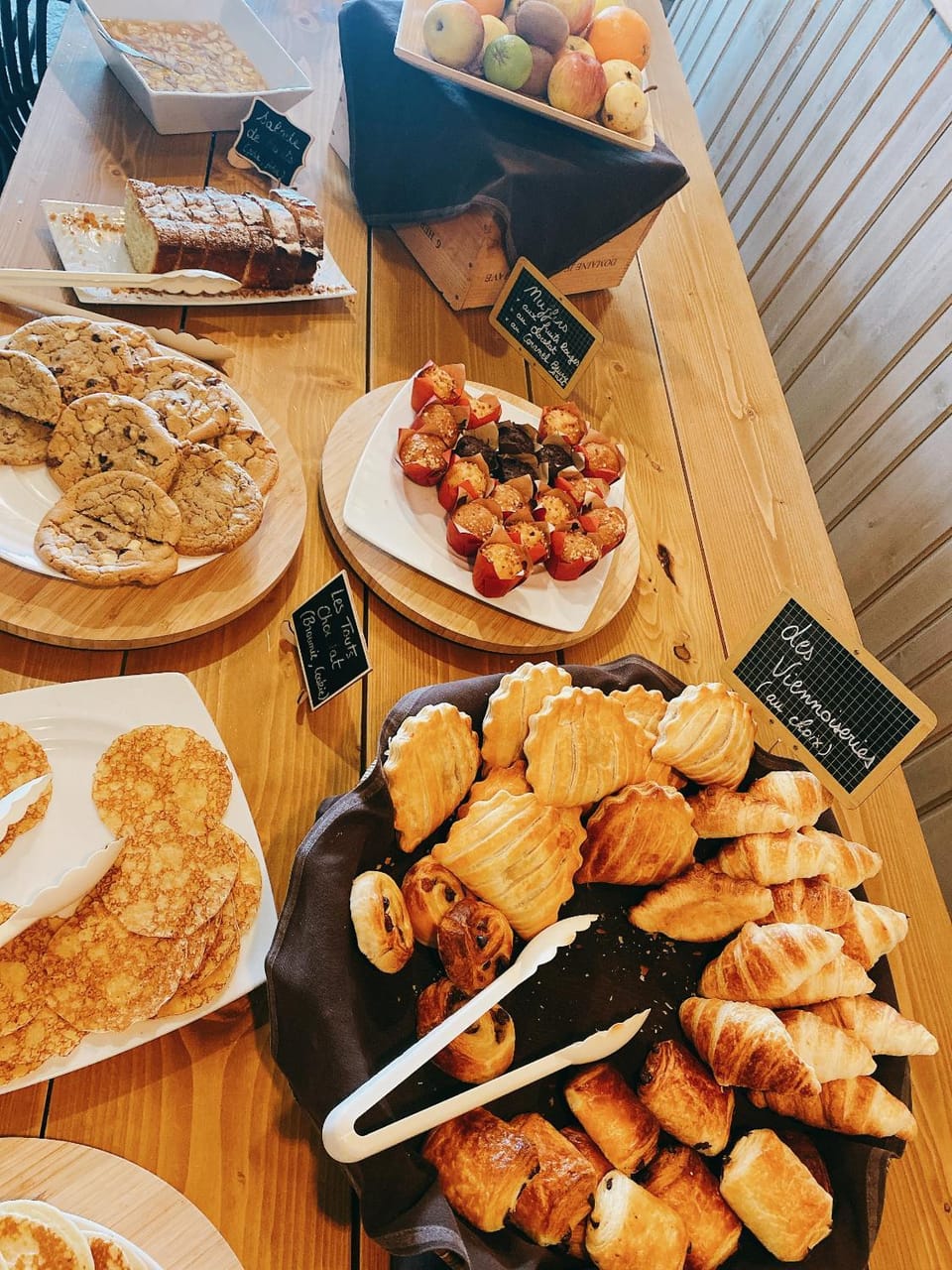 Breakfast, Continental breakfast, Buffet breakfast