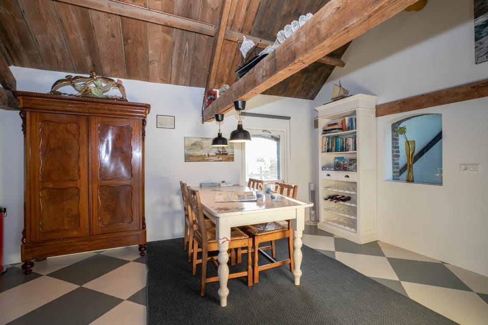 Pekelpakhuis Menheerse Werf Apartment in Zeeland, Netherlands