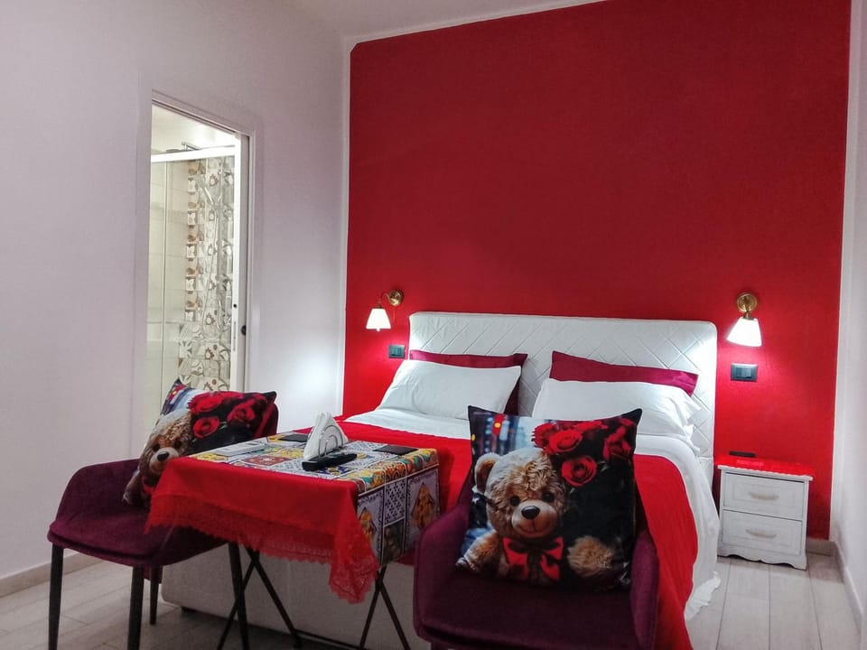 Bed, Bathroom