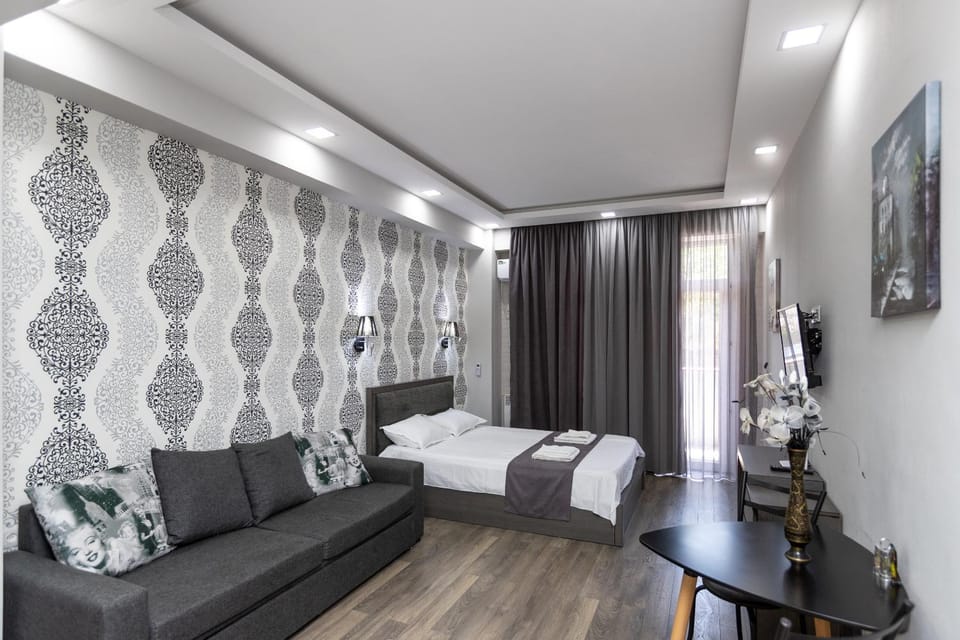 Golden Room Apartments 04 Apartment in Tbilisi, Georgia