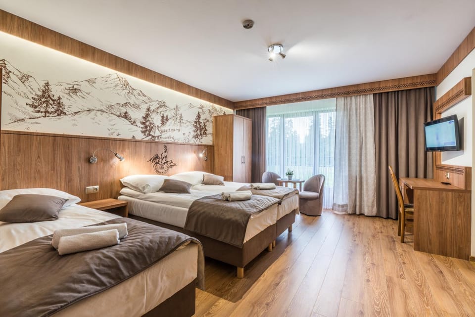 Bed, Living room, Photo of the whole room