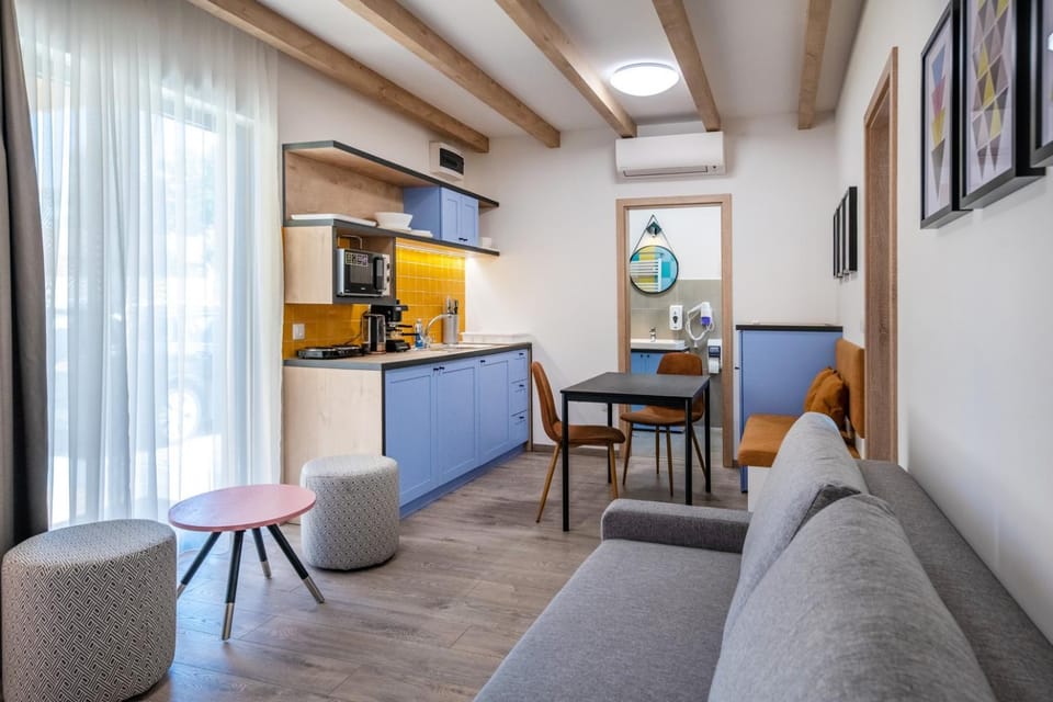 Kitchen or kitchenette, Living room, Dining area