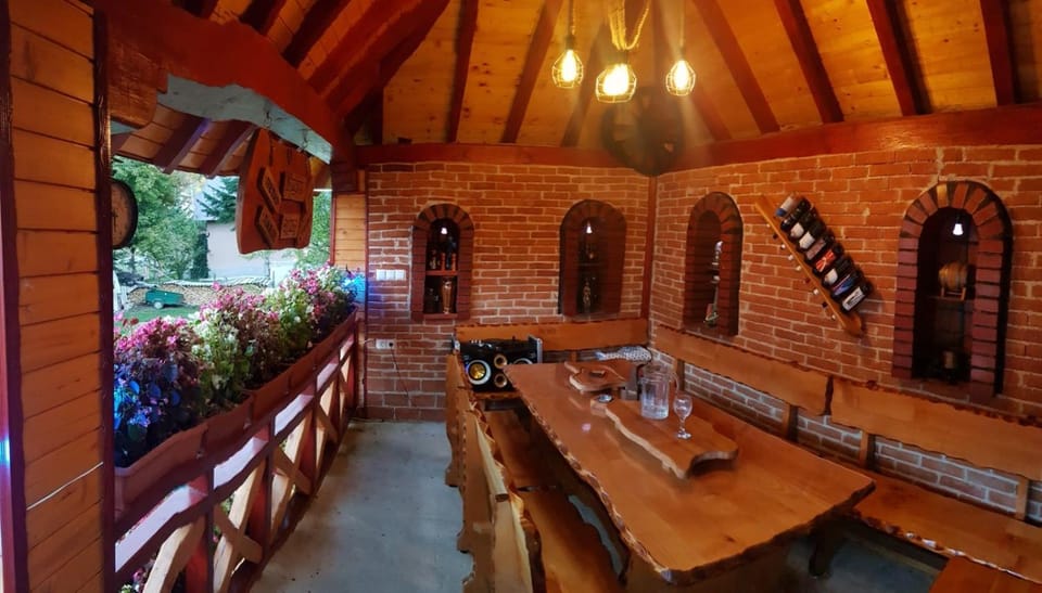 BBQ facilities, Garden, Balcony/Terrace