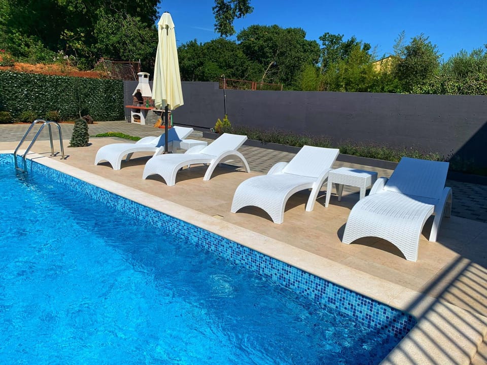 Villa Lord Apartment in Banjole