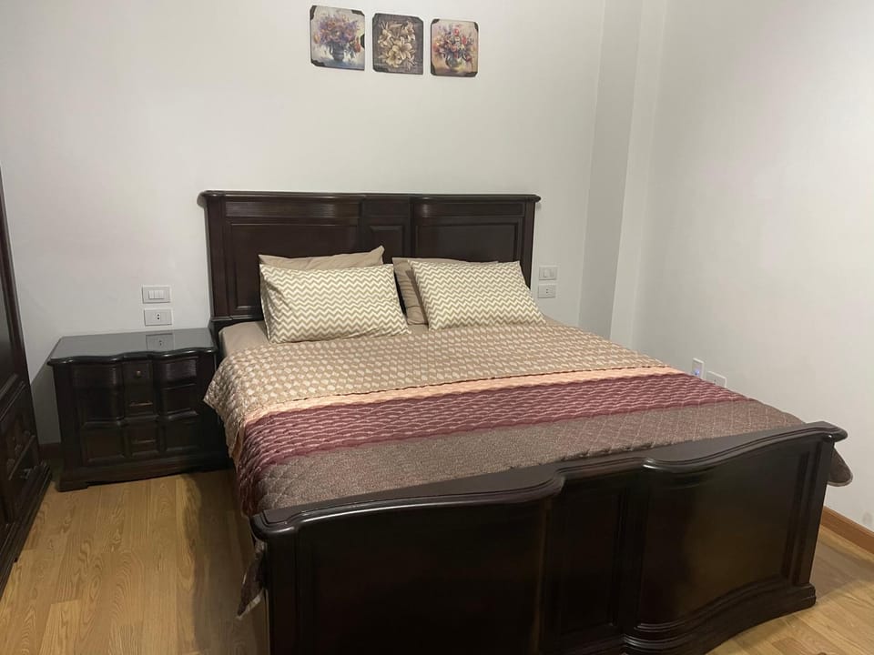 Elite Royal Five Stars Apartment in New Cairo City