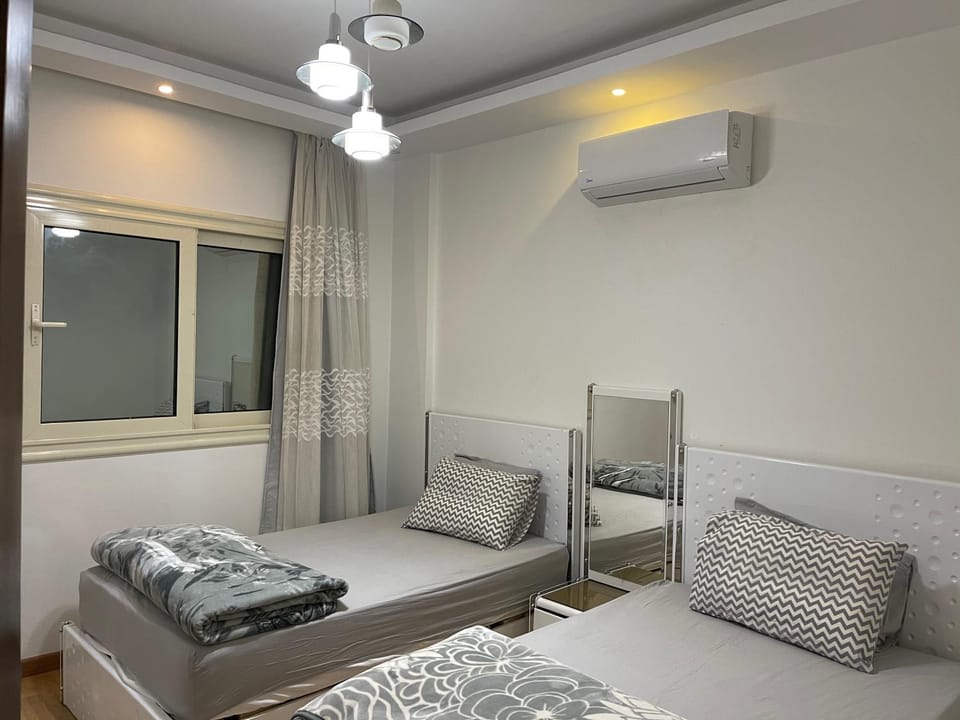 Elite Royal Five Stars Apartment in New Cairo City