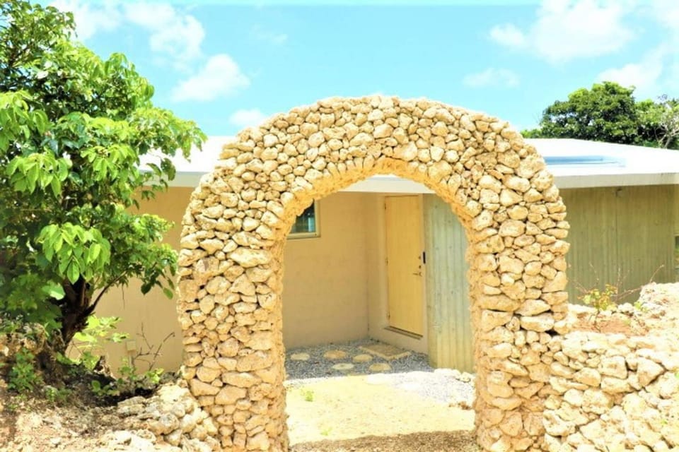 Property building, Day, Garden