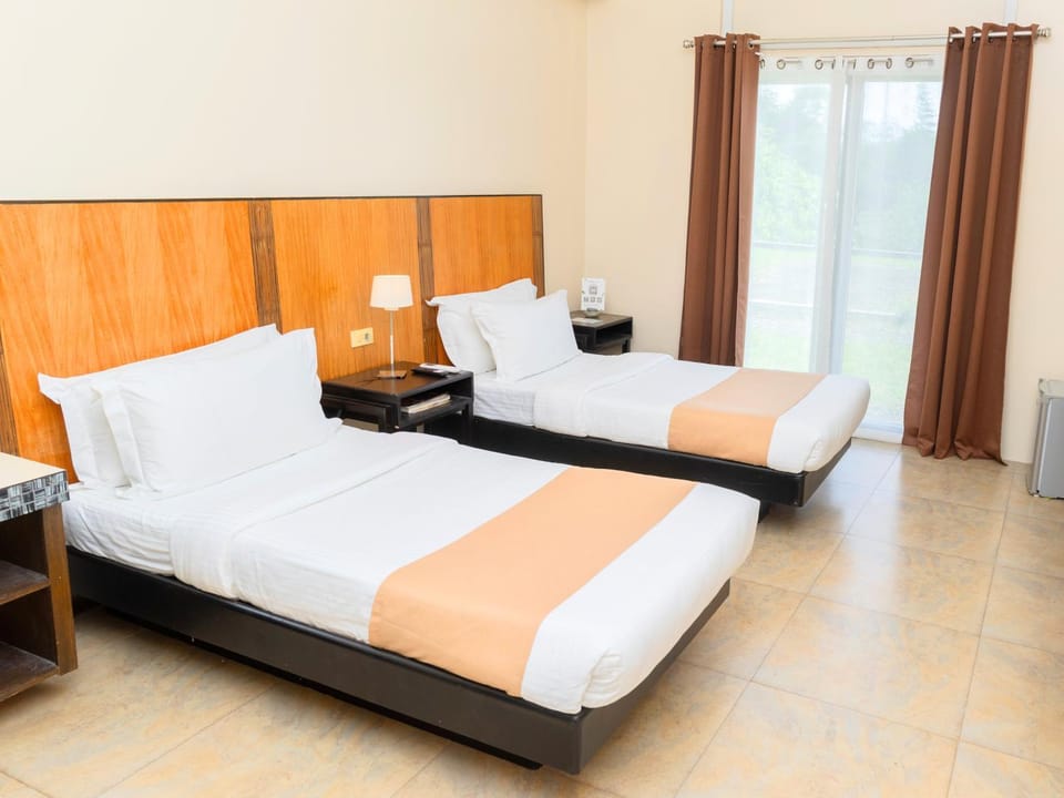 The Park - Silang Hotel in Calamba