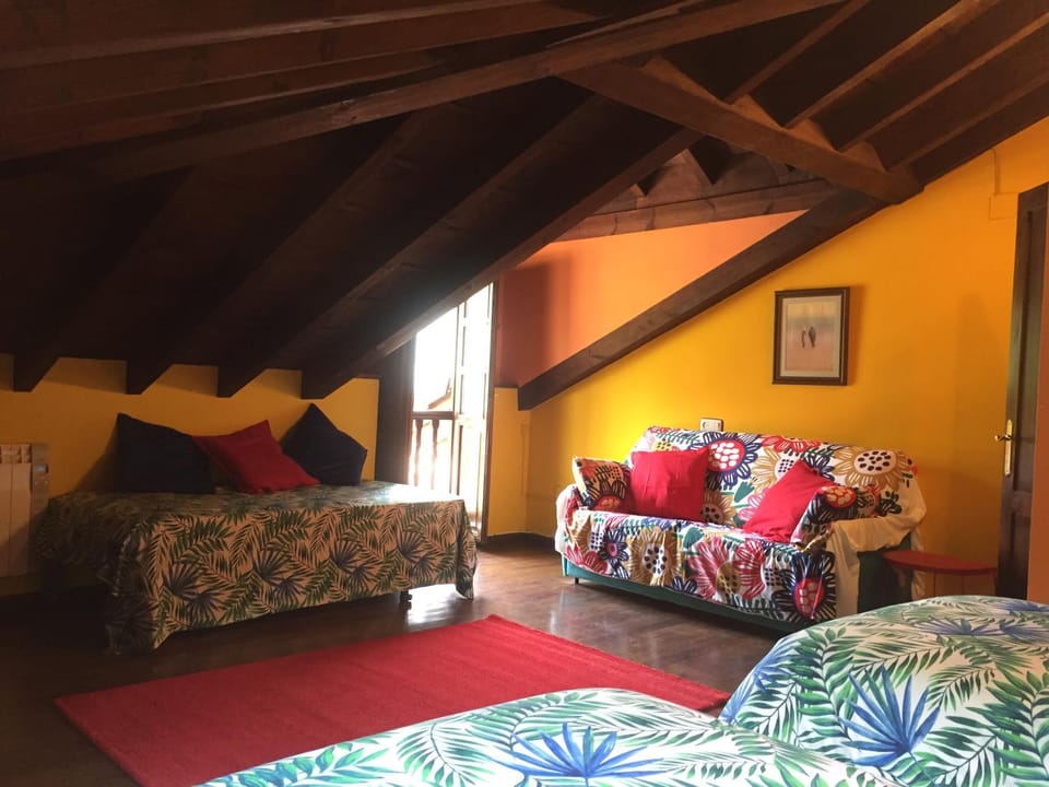 Living room, Decorative detail