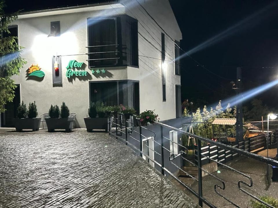 New Green Bed and Breakfast in Romania