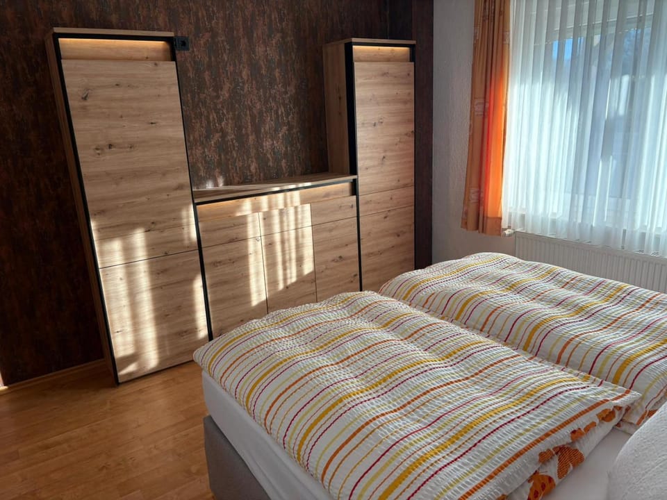 Bedroom, wardrobe