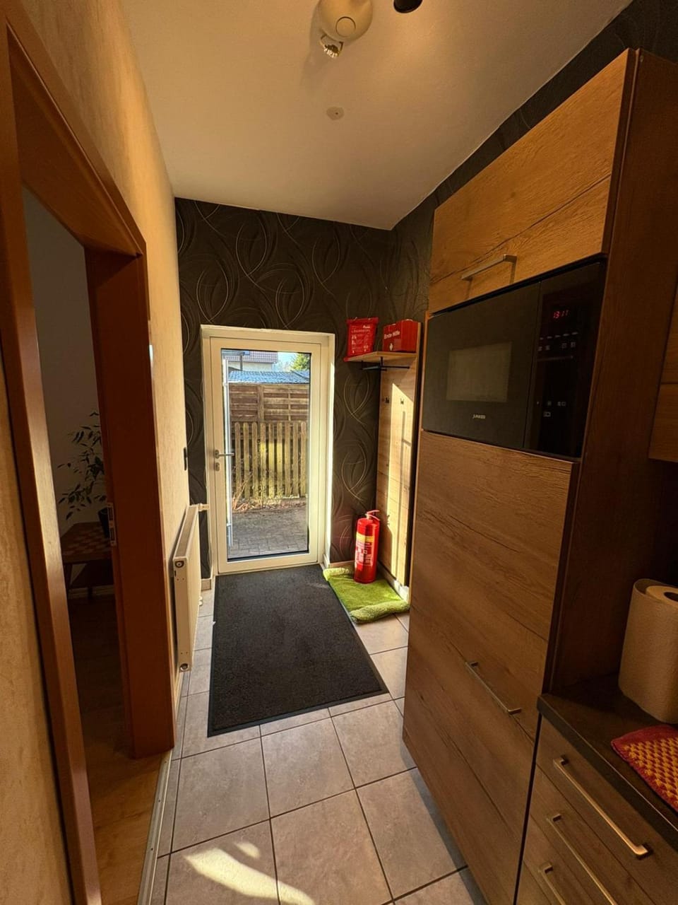 Facade/entrance, Kitchen or kitchenette, kitchen