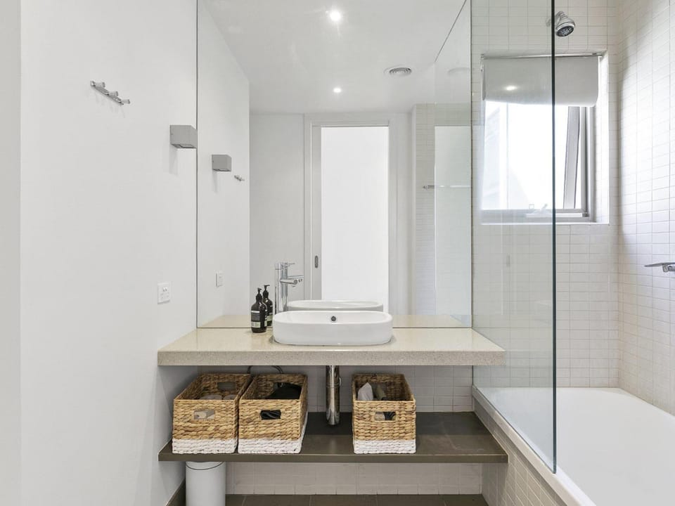Waterfront Seven Apartment in Lorne
