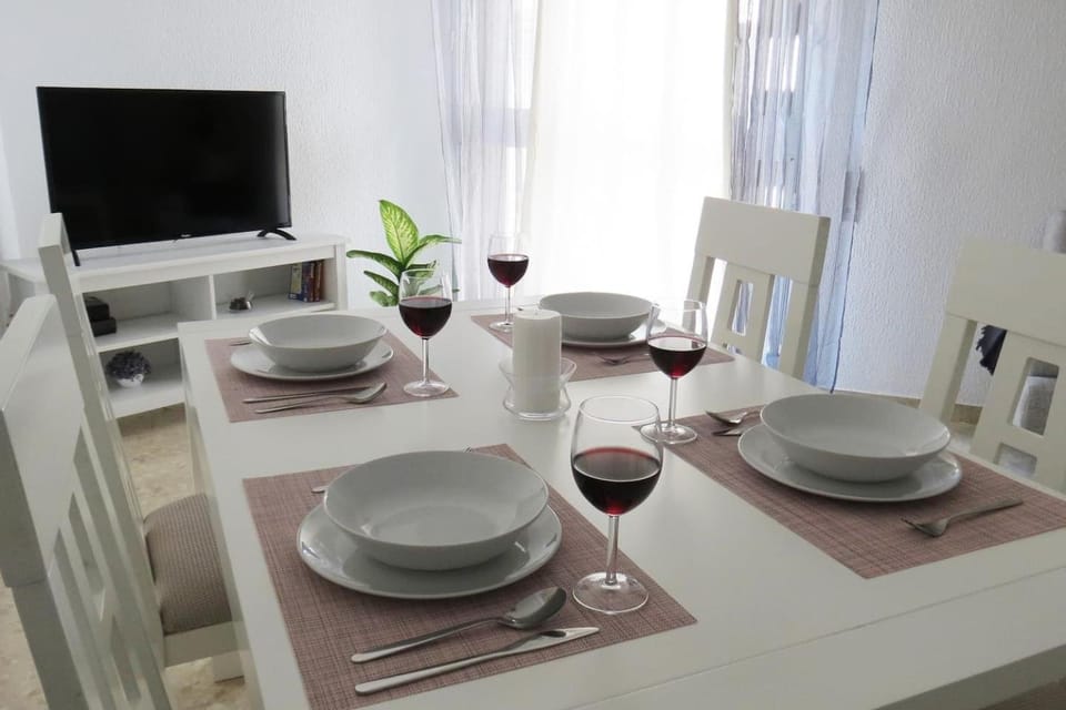 TV and multimedia, Dining area