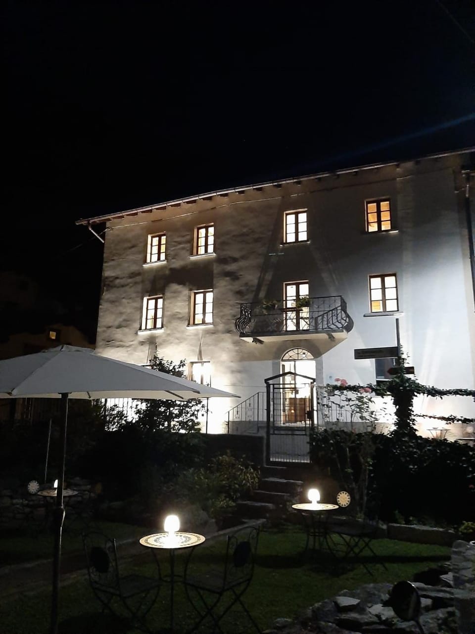 Property building, Night