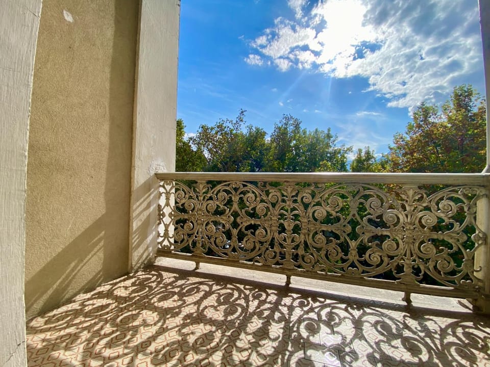 Property building, Balcony/Terrace, internet
