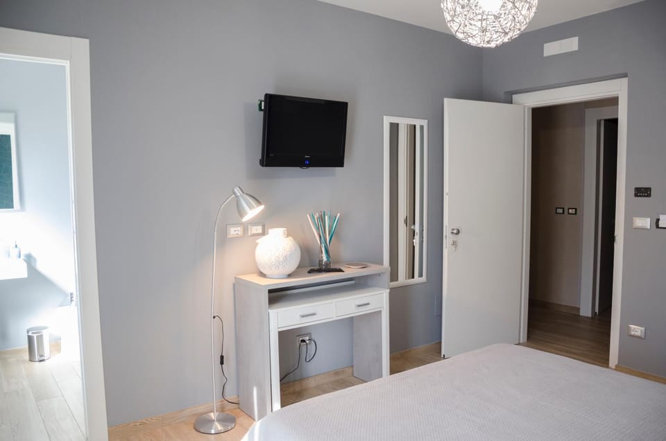 Merlhome Bed and Breakfast in Fondi