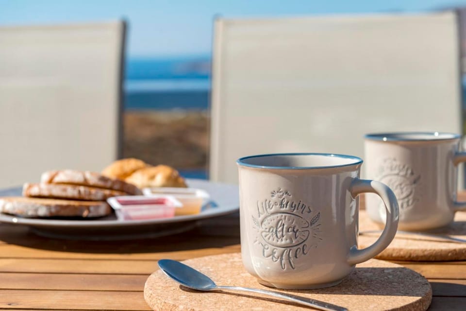 Day, Natural landscape, Coffee/tea facilities, Sea view