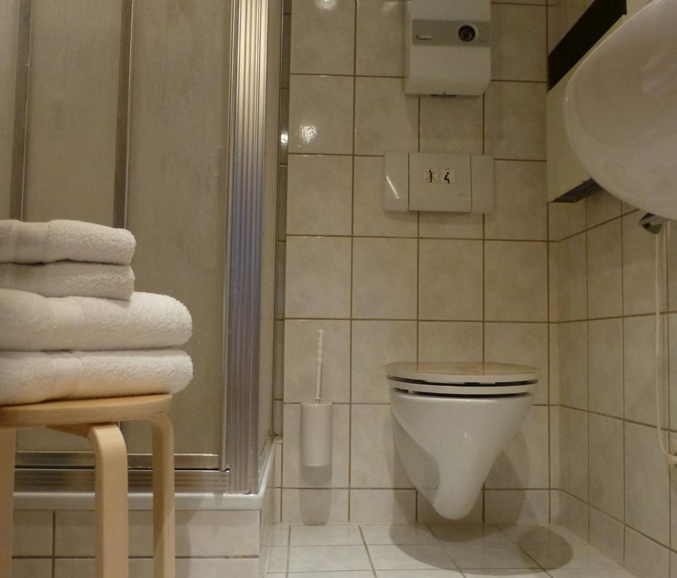 Bathroom, Living room