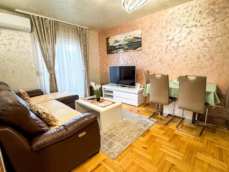 Lux Deluxe Apartment Apartment in Montenegro