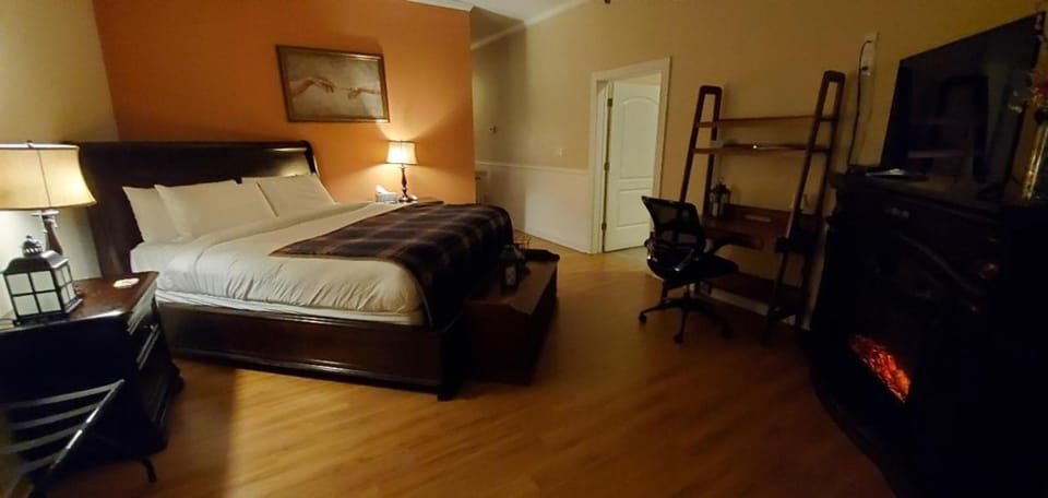 Acorn Hill Lodge and Spa Bed and Breakfast in Lynchburg