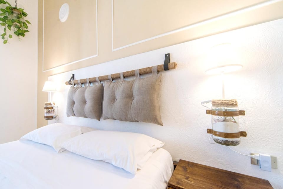 Decorative detail, Bedroom