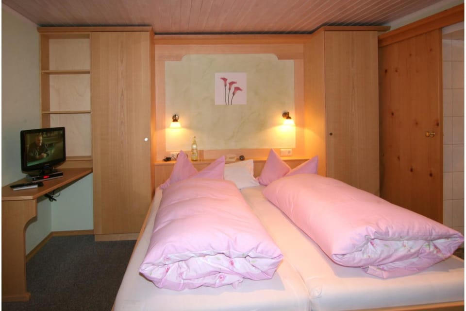 Haus Wiesenrand Bed and Breakfast in Berchtesgaden